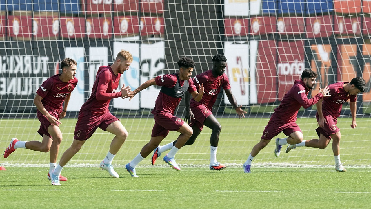 Galatasaray, Alanyaspor maçının hazırlıklarına ara vermeden başladı