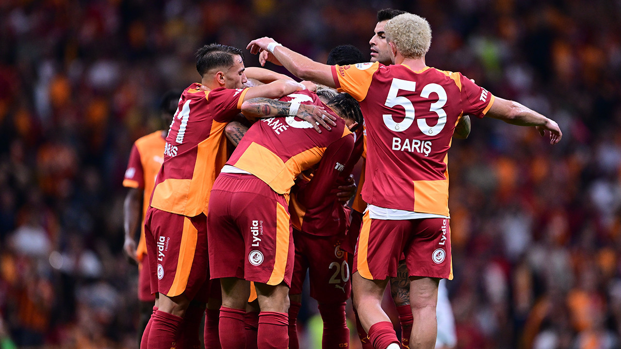Galatasaray’dan 100 milyon euroluk anlaşma! Resmi açıklama an meselesi Galatasaray’dan 100 milyon euroluk anlaşma! Resmi açıklama an meselesi