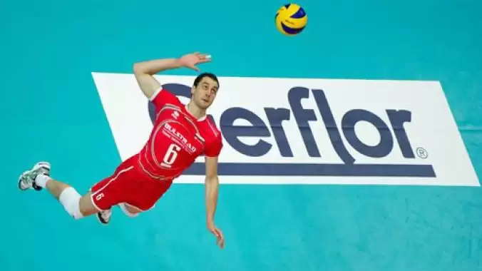 Bulgar smaçör, 11 yıl sonra yeniden Halkbank’ta Bulgar smaçör, 11 yıl sonra yeniden Halkbank’ta