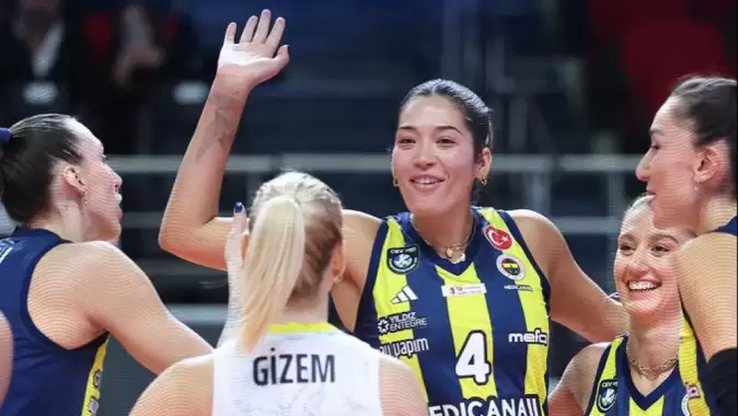 Fenerbahçe’den 4’te 4! Dev derbide Beşiktaş’a şans tanımadı