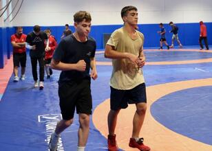 Genç milli güreşçiler, Balkan Şampiyonası’nda “tulum çıkarmak” istiyor