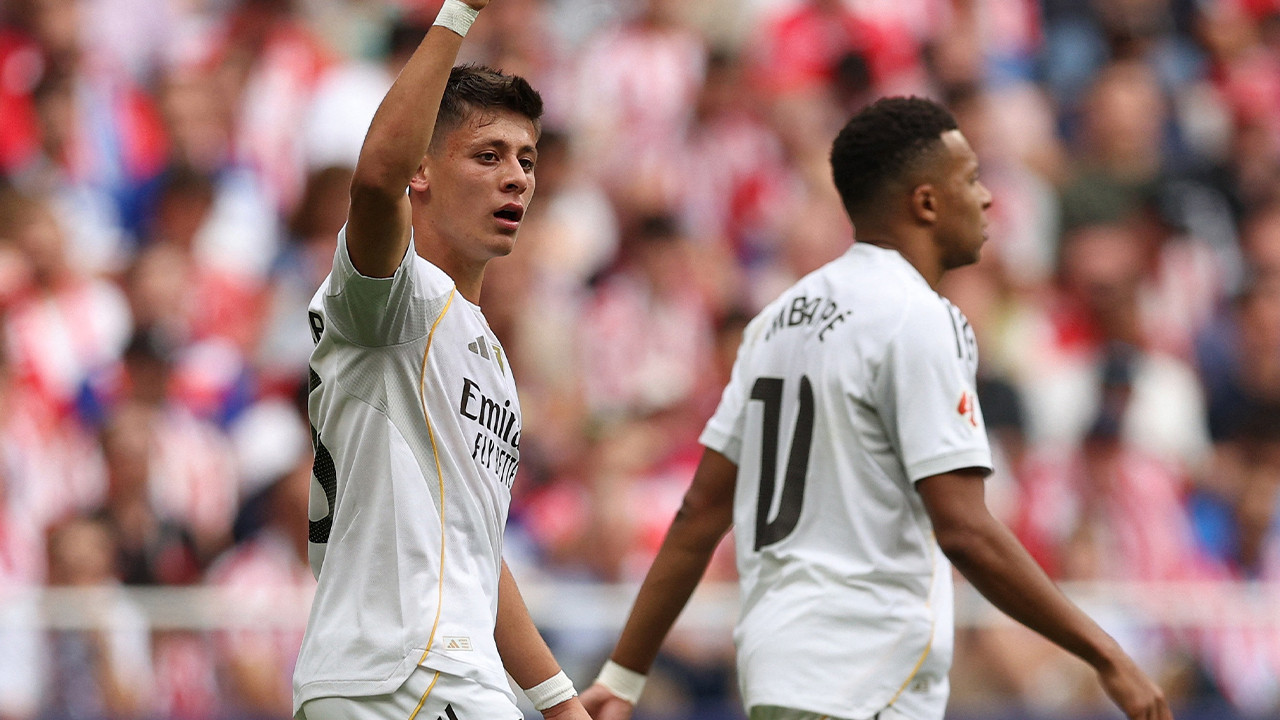 Arda Güler İspanyol polisiyle gündem oldu! Arda Güler İspanyol polisiyle gündem oldu!