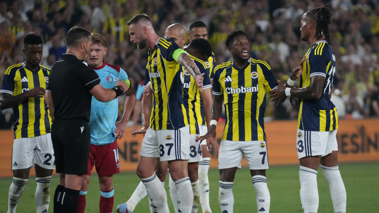 Fenerbahçe’de bu sezon ilk kadro dışı kalan yabancı futbolcu olacaktı: Saygısızlık yapmadı!