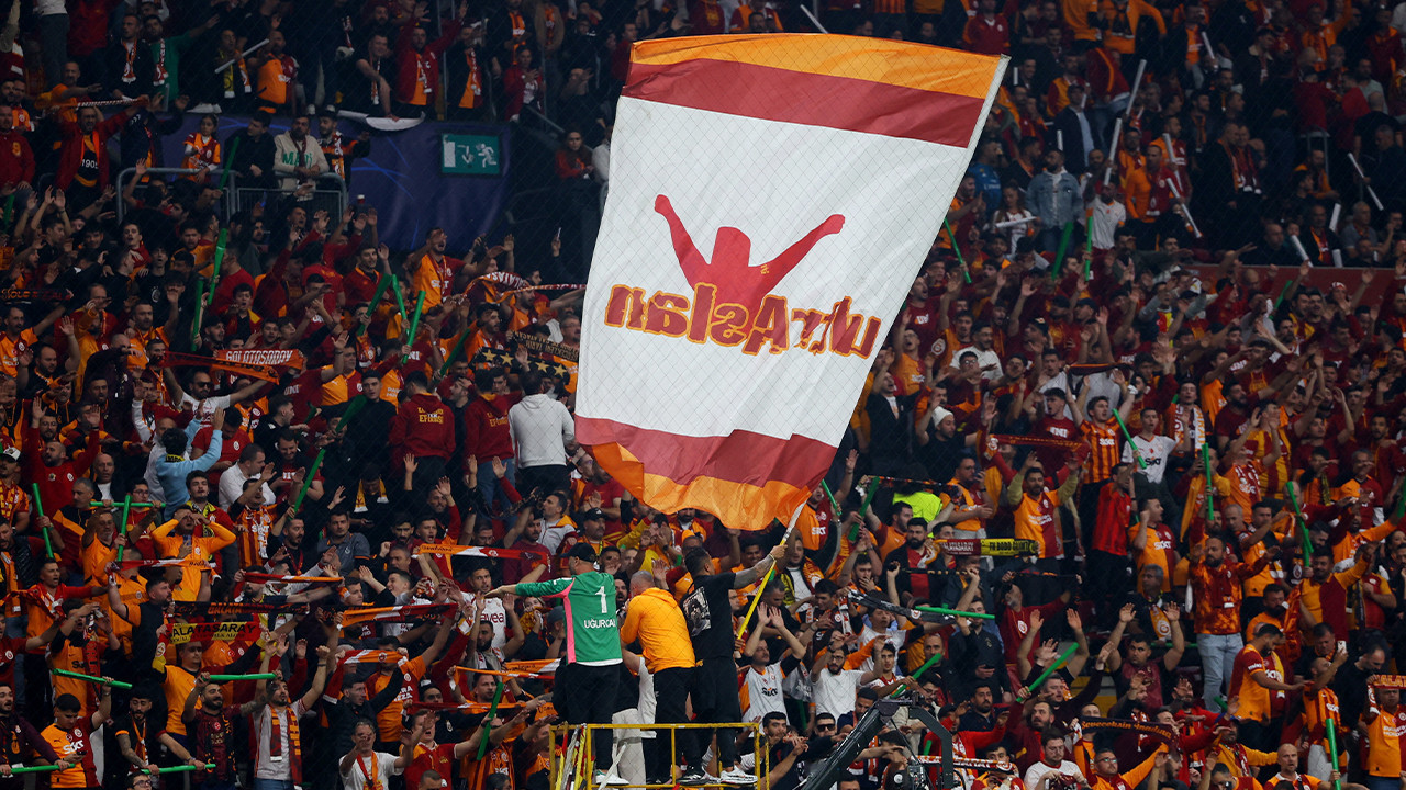 Islık iddialarına sert yanıt! “İlk kez stadyumumuza geliyorsanız…” Islık iddialarına sert yanıt! “İlk kez stadyumumuza geliyorsanız…”