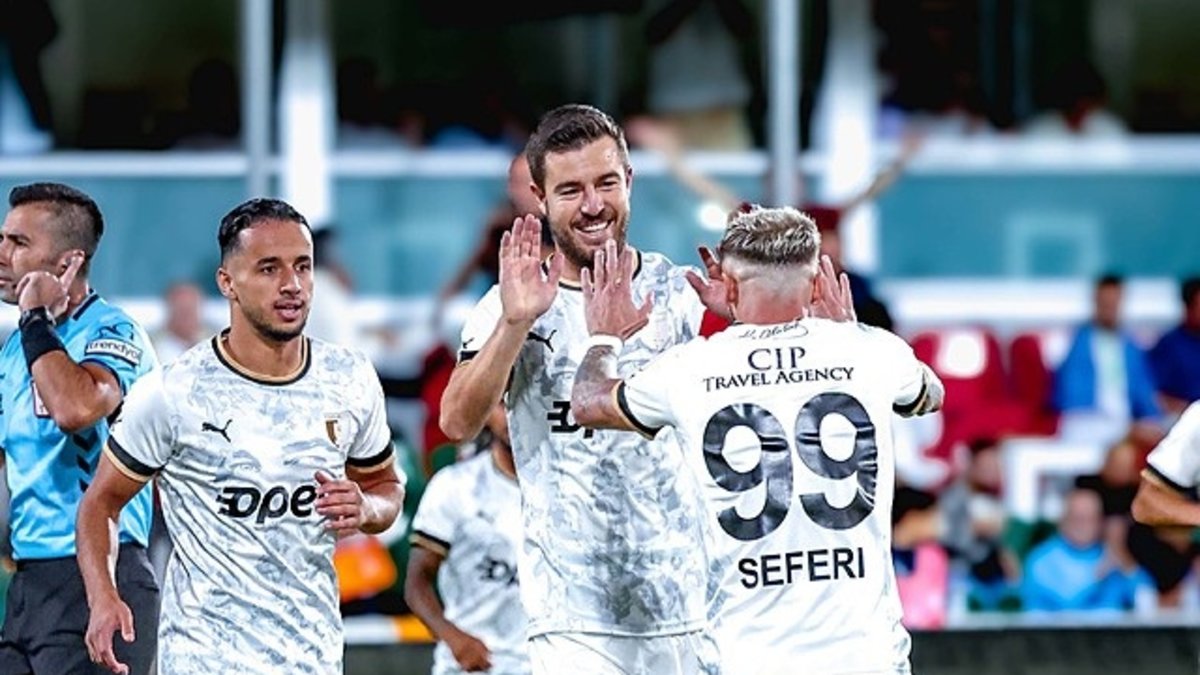 Lider Bodrum’da hedef 4’te 4