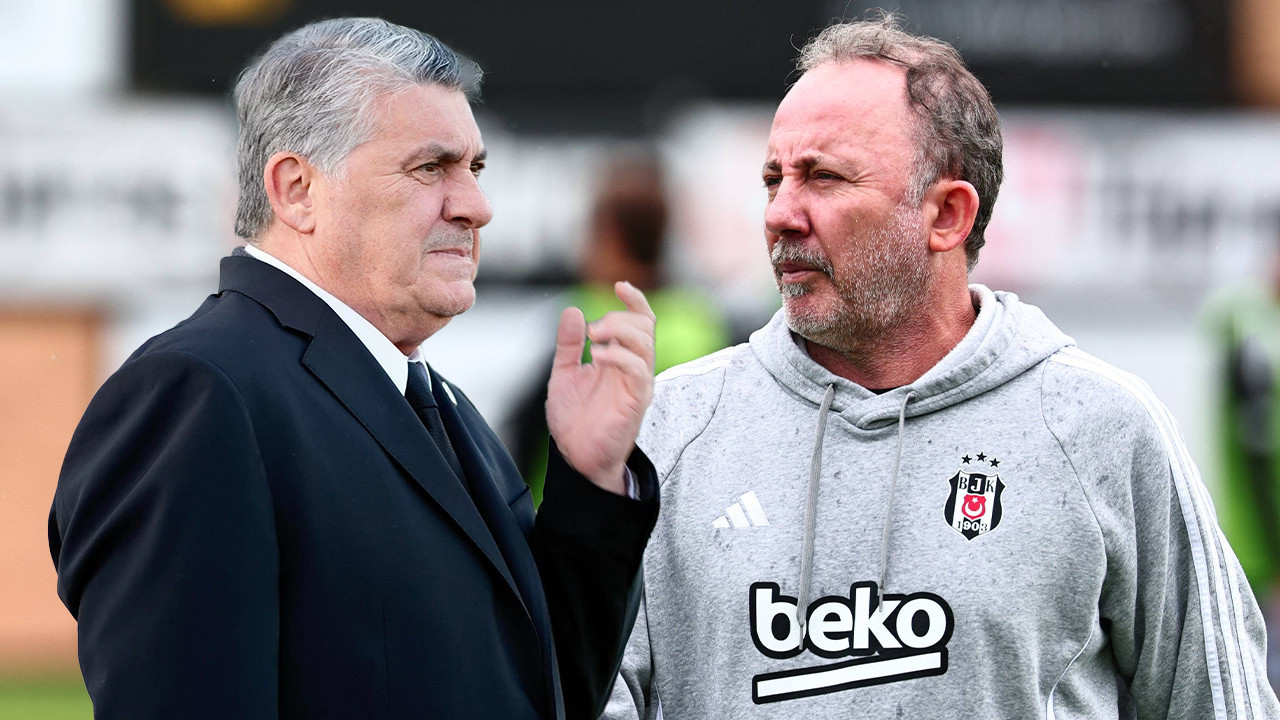 Sergen Yalçın “Bu adamı alalım başkanım” dedi Serdal Adalı elini cebine attı Sergen Yalçın “Bu adamı alalım başkanım” dedi Serdal Adalı elini cebine attı