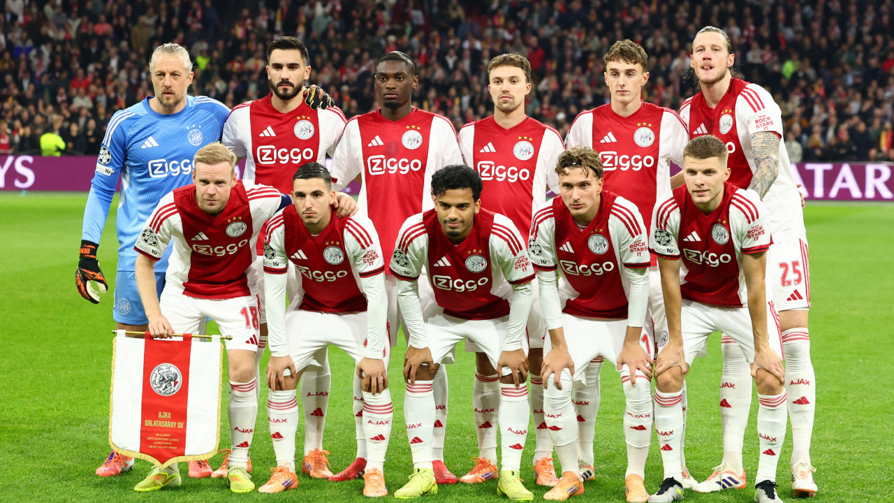 Ajax cephesinden hakeme tepki Ajax cephesinden hakeme tepki