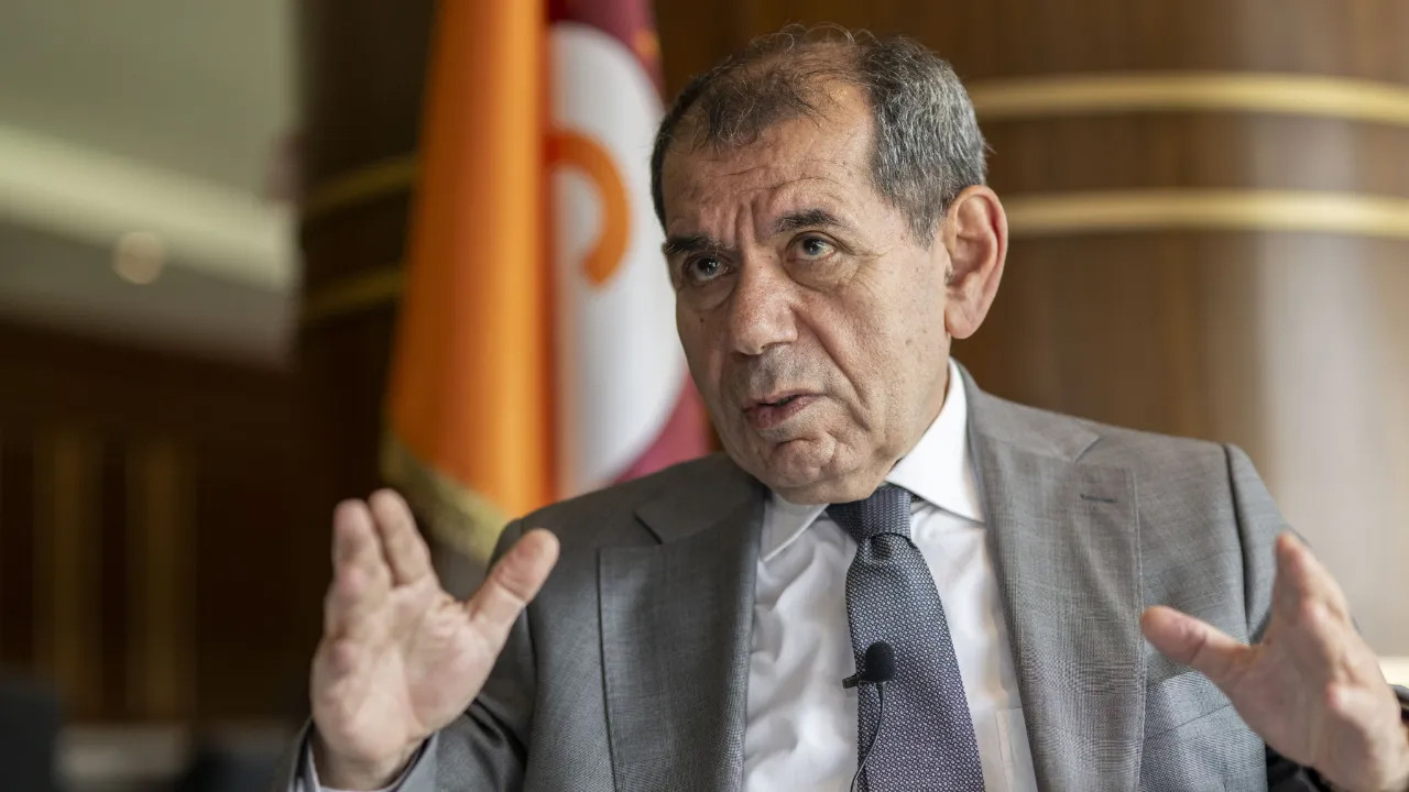 Galatasaray Başkanı Dursun Özbek: Ajax maçı önemli bir eşik!