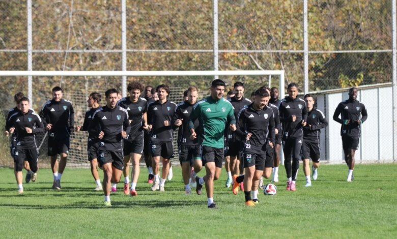 Kocaelispor, 100 Milyon Liralık Ödeme Gerçekleştirdi Kocaelispor, 100 Milyon Liralık Ödeme Gerçekleştirdi