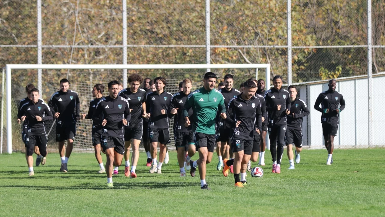 Kocaelispor, 100 Milyon Liralık Ödeme Gerçekleştirdi
