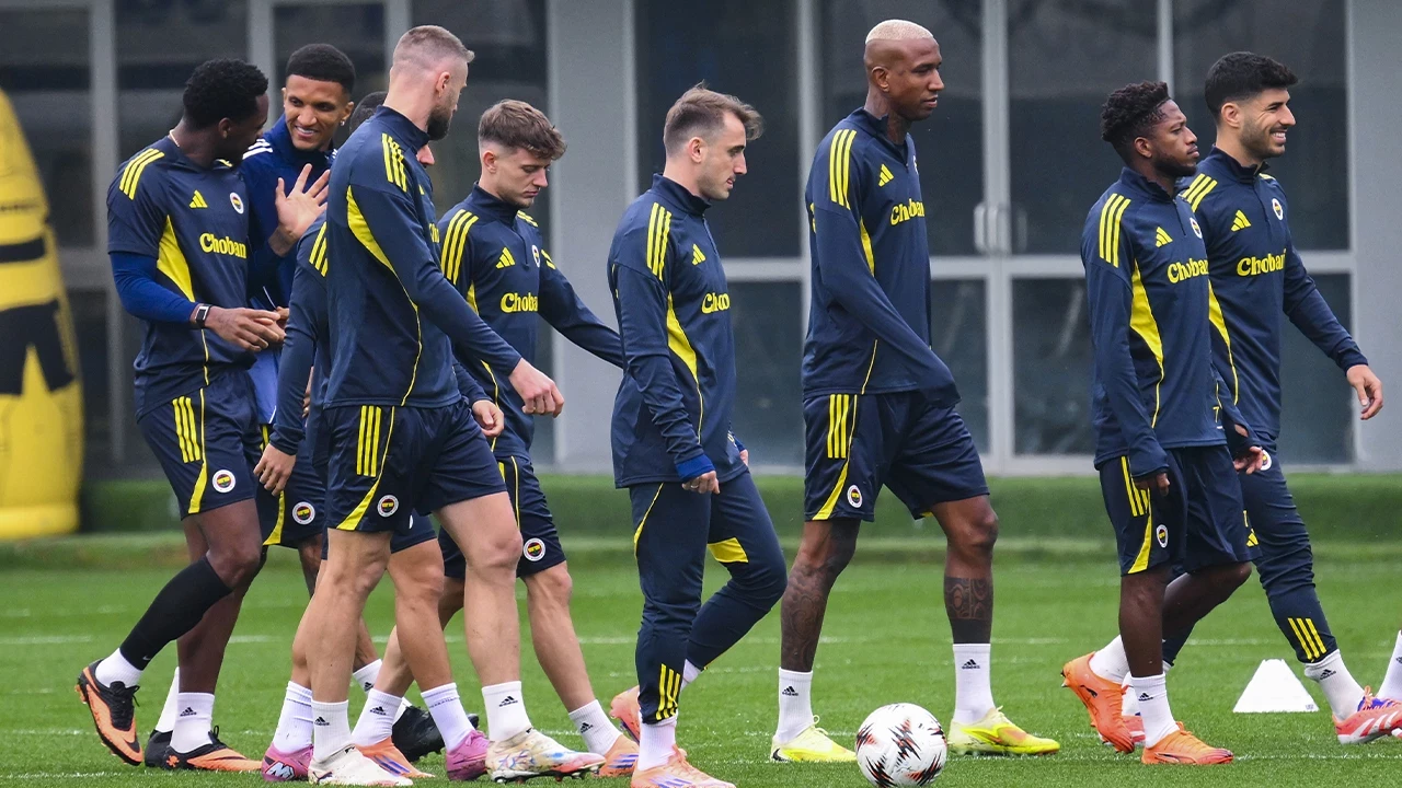 Fenerbahçe, İki Futbolcudan 40 Milyon Euro Gelir Bekliyor