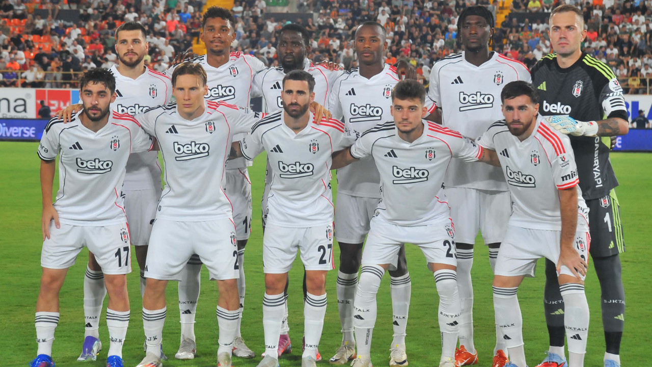 Beşiktaş’ta Jurasek’in Geleceği Belirsiz Beşiktaş’ta Jurasek’in Geleceği Belirsiz